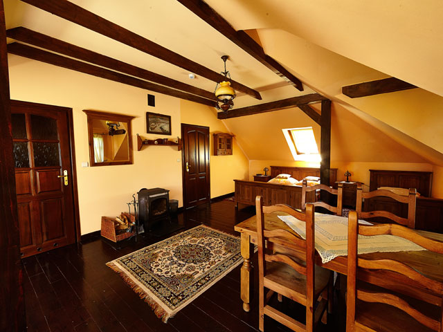 Pod Czarnym Kogutem Bieszczady puhkus mäed ekskursioonid