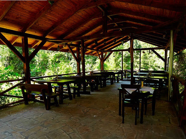 Pod Czarnym Kogutem Bieszczady puhkus mäed ekskursioonid